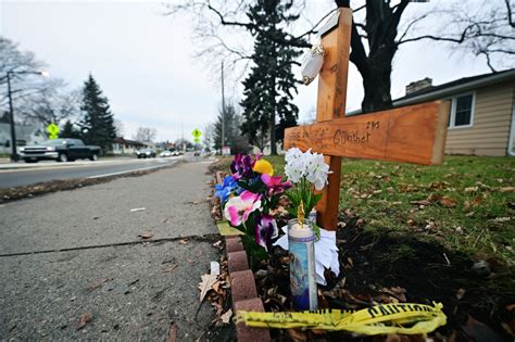 Intersection where St. Paul man and dog were killed had been darkened by copper wire thieves